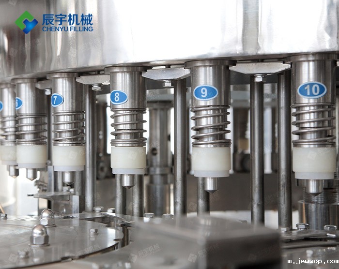 办矿泉水生产线需要什么？