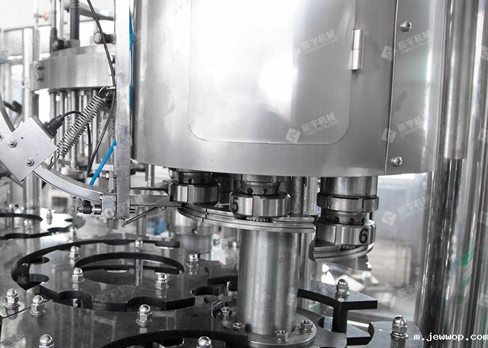 三合一玻璃瓶啤酒灌装机 三合一玻璃瓶啤酒灌装机