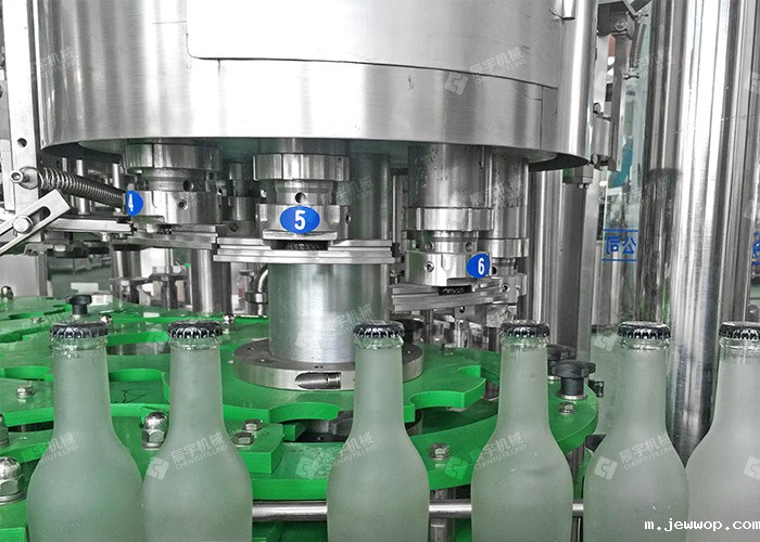 鸡尾酒灌装机 鸡尾酒灌装机