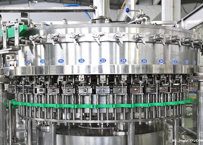 PET瓶啤酒灌装机 PET瓶啤酒灌装机