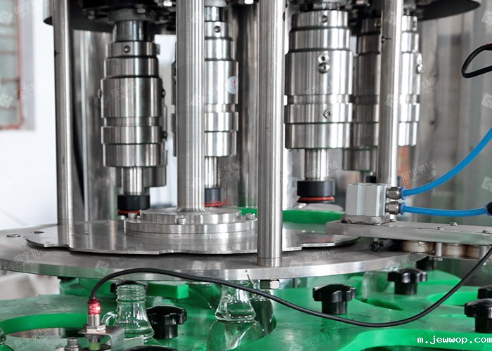 三合一白酒灌装机