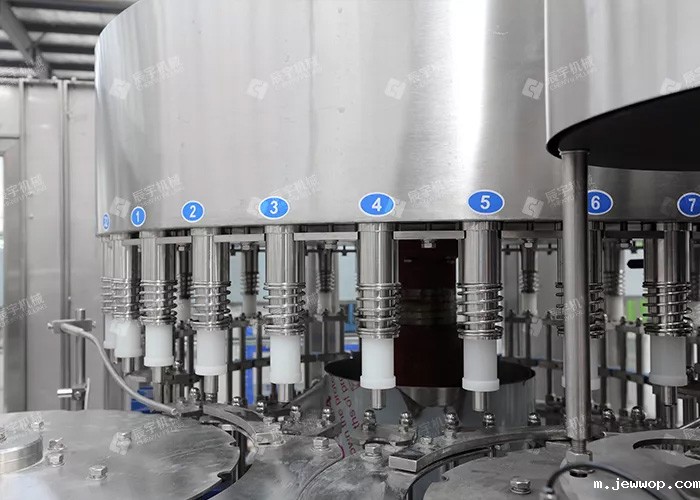 玻璃水灌装机 玻璃水灌装机